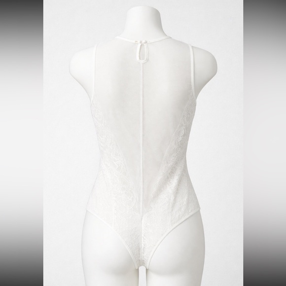 🤍 Victoria’s Secret Lace Mesh Bodysuit – Size XL – Like New - Picture 2 of 4